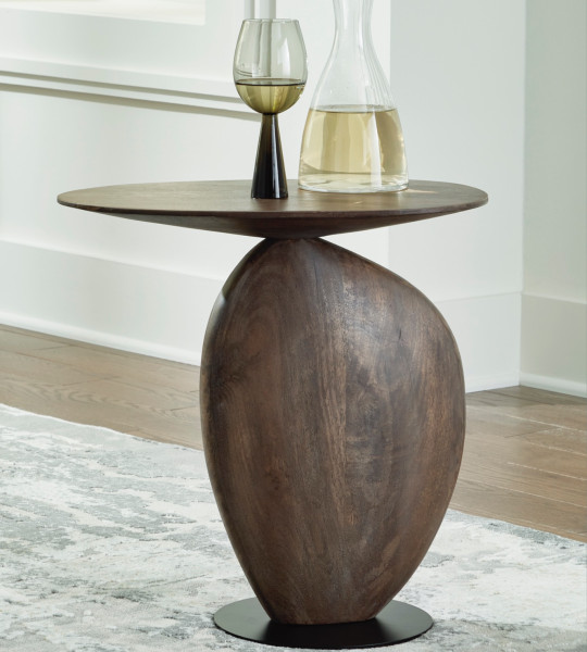Cormmet Accent Table