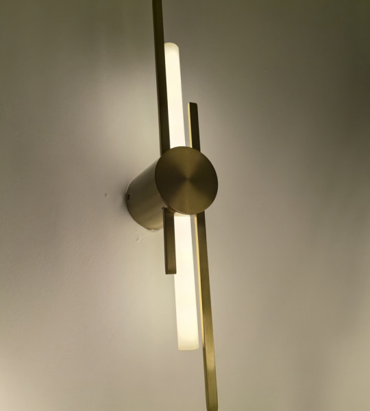 Linear Brass LED Wall Light