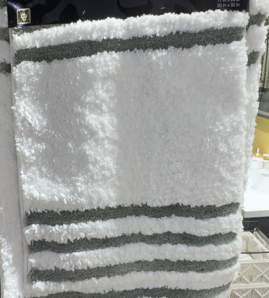 Green & white plush bath mat