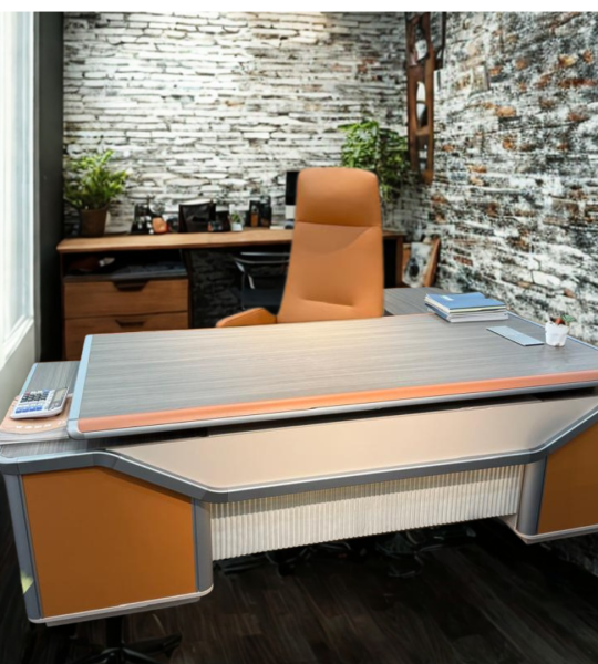 Berlin Executive Desk With Bookshelf