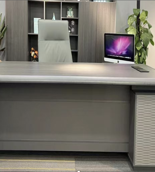 Oslo Executive Desk & Bookshelf
