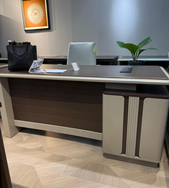 Cairo Office Desk