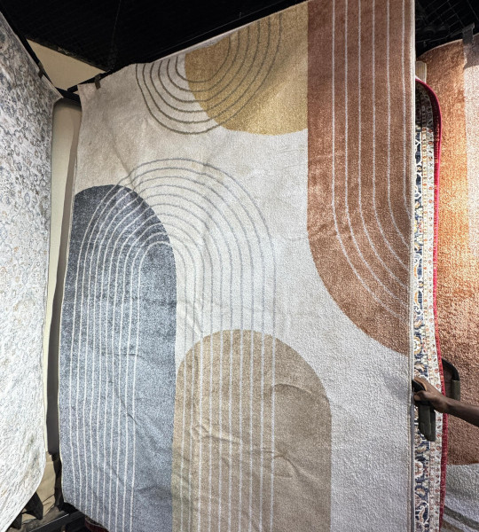 Terra Arc carpet